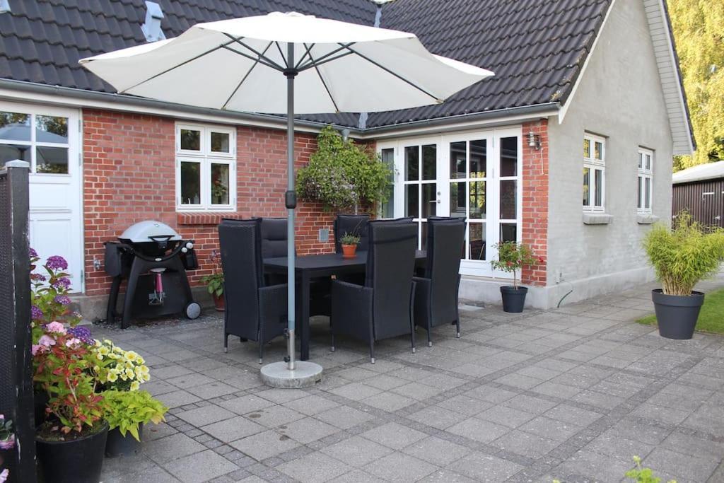 Large Modern Family - “arnely” Privatunterkunft